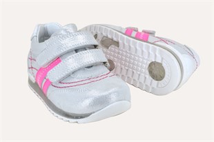 Kız Bebek AyakkabıOrtopedia Bebek Deri Ortopedik Ayakkabı 1058 - GÜMÜŞ SİMLİ